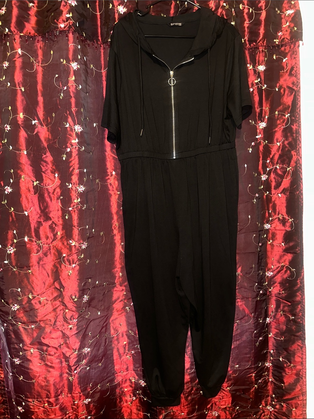 BloomChic Black Short-Sleeve Hooded Zip-Front Jumpsuit with pockets